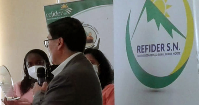 Intercooperation América  Latina IC-AL Cía. Ltda. otorgó un reconocimiento a la REFIDER